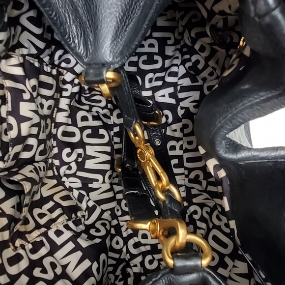 Marc Jacobs Classic Fran Black Leather Hobo Bag - Picture 12 of 12